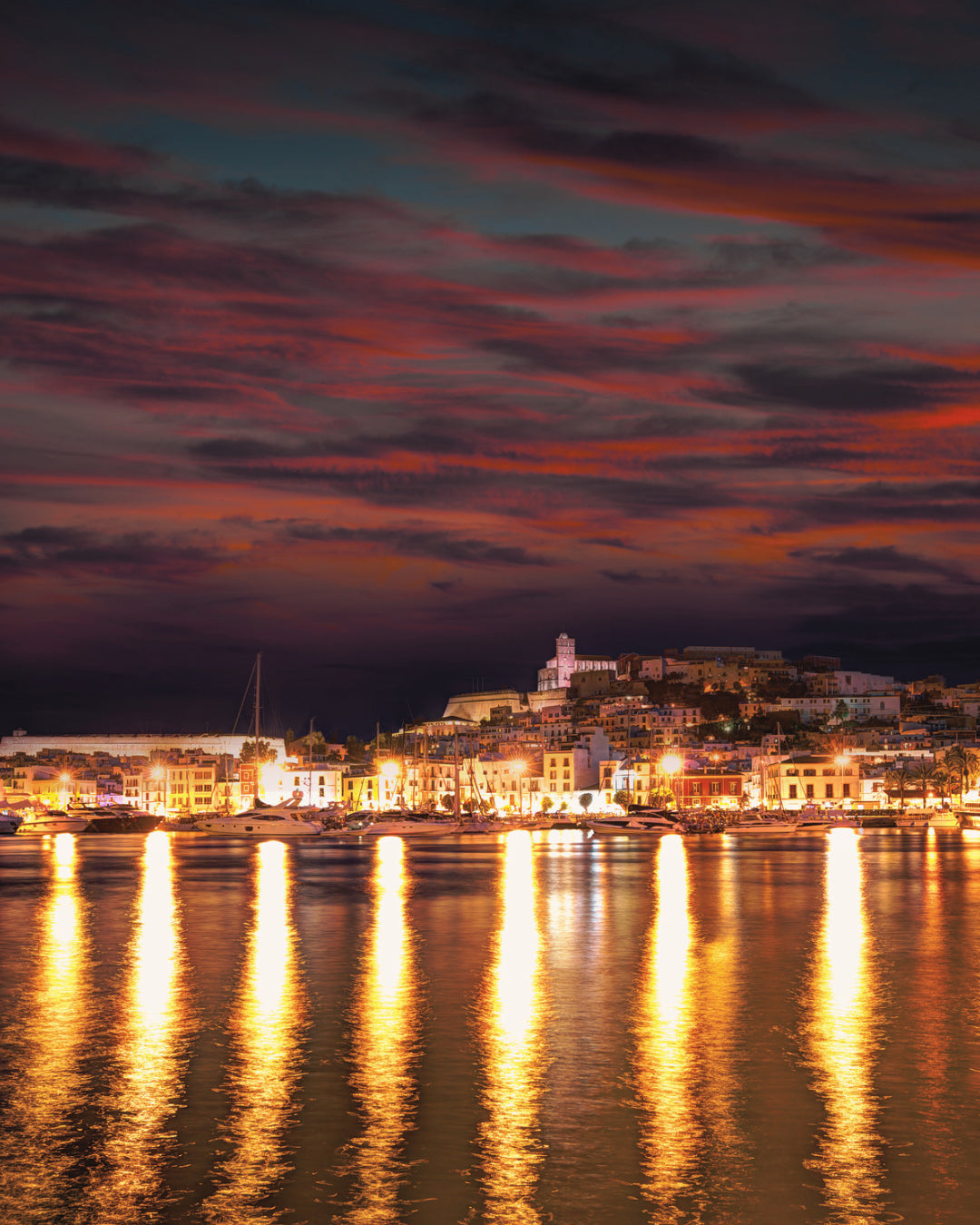 A Night of Laughter: Embracing Stand-Up Comedy in Ibiza