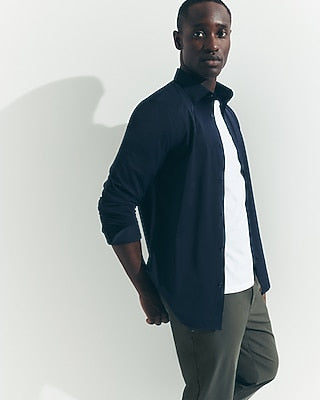 Express Men's Slim Solid Wrinkle-Resistant Everyday Performance Dress Shirt in Blue Small