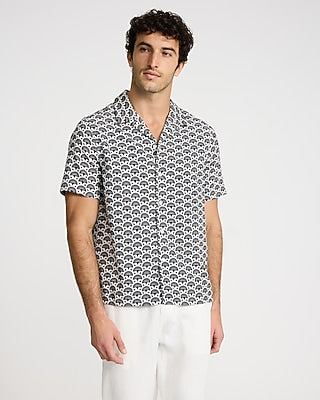 Express Men's Textured Geo Short Sleeve Shirt in Jet Black