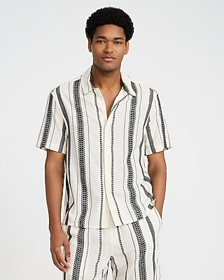 Express Men's Textured Jacquard Striped Cotton-Blend Short Sleeve Shirt in White Small