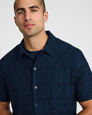 Express Men's Textured Floral Short Sleeve Sweater Polo in Navy