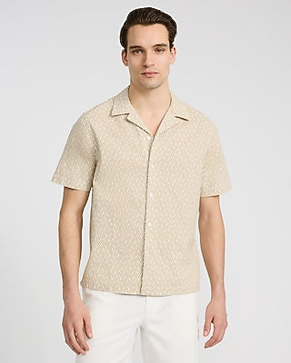 Express Men's Curved Striped Linen-Blend Short Sleeve Shirt in Brown Small