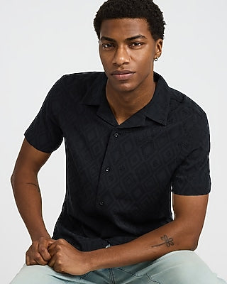 Express Men's Textured Diamond Short Sleeve Shirt in Black Small