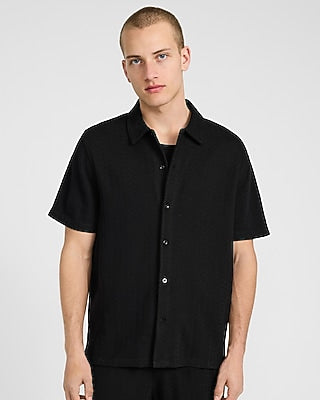 Express Men's Textured Chevron Short Sleeve Shirt in Black Small
