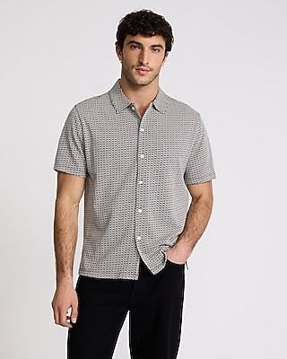 Express Men's Geo Jacquard Short Sleeve Shirt in Jet Black