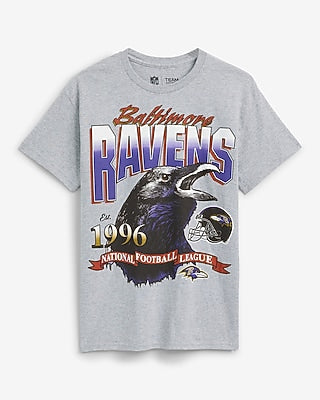 Express Men's Baltimore Ravens Graphic T-Shirt in Gray Small