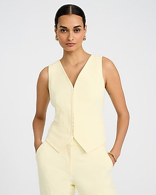 Express Women's Studio Stretch Twill Hook & Eye Vest in Yellow Small