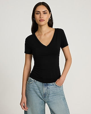 Express Women's Supersoft Fitted V-Neck Double Layer T-Shirt in Black Small