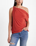 Express Women's Relaxed Twisted Asymmetrical One Shoulder Top in Cinnabar