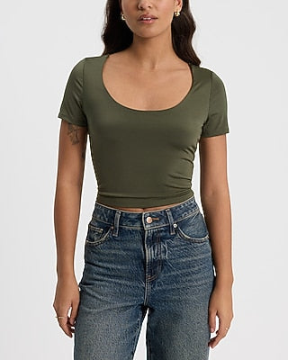 Express Women's Body Contour Compression Scoop Neck Baby T-Shirt in Green Small