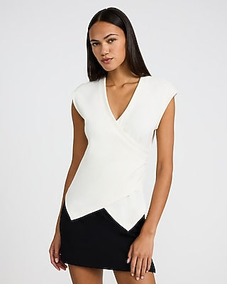 Express Women's Studio Stretch Crepe V-Neck Short Sleeve Surplice Top in White Small