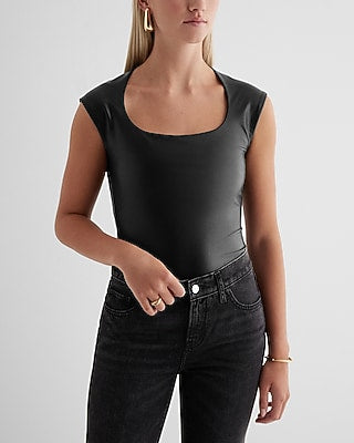 Express Women's Body Contour Faux Leather Scoop Neck Cap Sleeve Bodysuit in Pitch Black