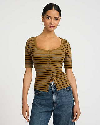 Express Women's Ribbed Striped Scoop Neck Elbow Sleeve Button Front T-Shirt in Neutral Small