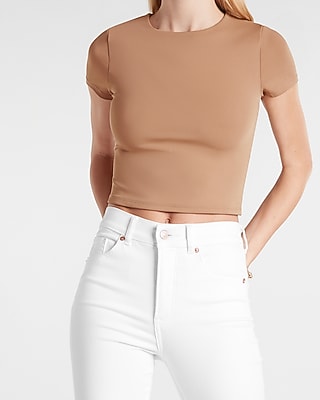 Express Women's Body Contour High Compression Matte 90's Crop Top in Pecan