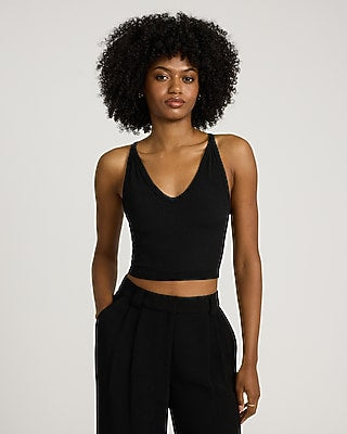 Express Women's Body Contour Seamless Ribbed V-Neck Cami in Pitch Black