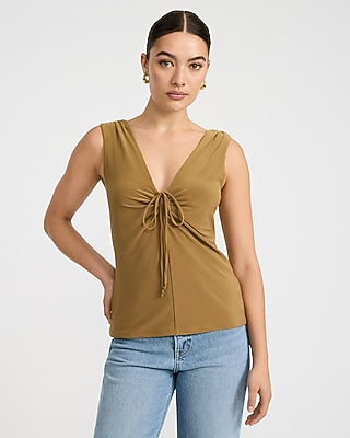Express Women's V-Neck Ruched Tie Front Keyhole Tank Top in Tobacco