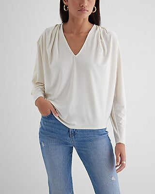 Express Women's Skimming V-Neck Long Sleeve Pleated Shoulder Top in Swan