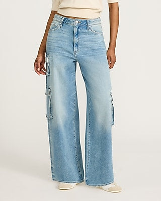 Express Women's Low Slung Baggy Cargo Jeans in Medium Wash