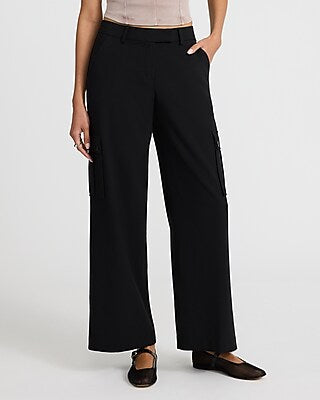 Express Women's Mid Rise Cargo Trouser in Pitch Black