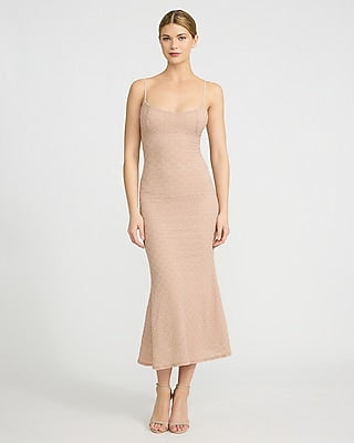 Express Women's Textured Floral Scoop Neck Sleeveless Midi Dress in Blush Taupe