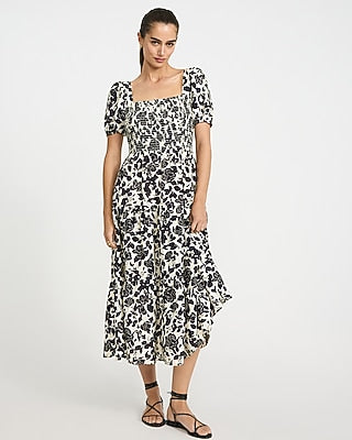 Express Women's Floral Square Neck Puff Sleeve Smocked Midi Dress in Pitch Black