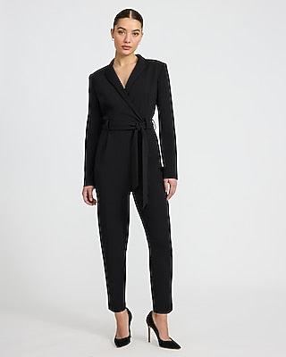 Express Women's Crepe V-Neck Belted Tapered Leg Blazer Jumpsuit With Pockets in Pitch Black
