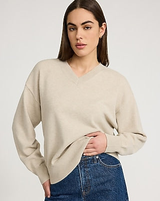 Express Women's Oversized Relaxed Airy Soft V-Neck Sweater in Pink Small