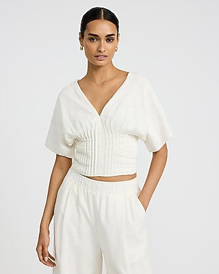 Express Women's Summer-Blend Linen V-Neck Short Sleeve Pintuck Smocked Back Top in Ivory
