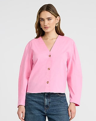 Express Women's Stretch Cotton Poplin V-Neck Barrel Sleeve Button Up Top in Bubblegum Pink