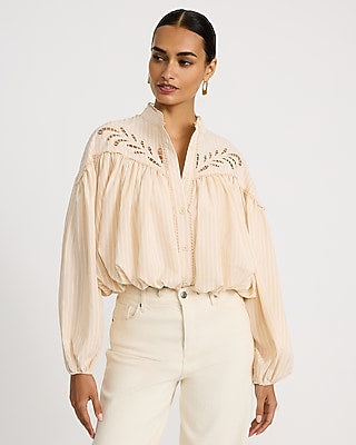 Express Women's Eyelet Mock Neck Long Sleeve Bubble Hem Shirt in Neutral Small