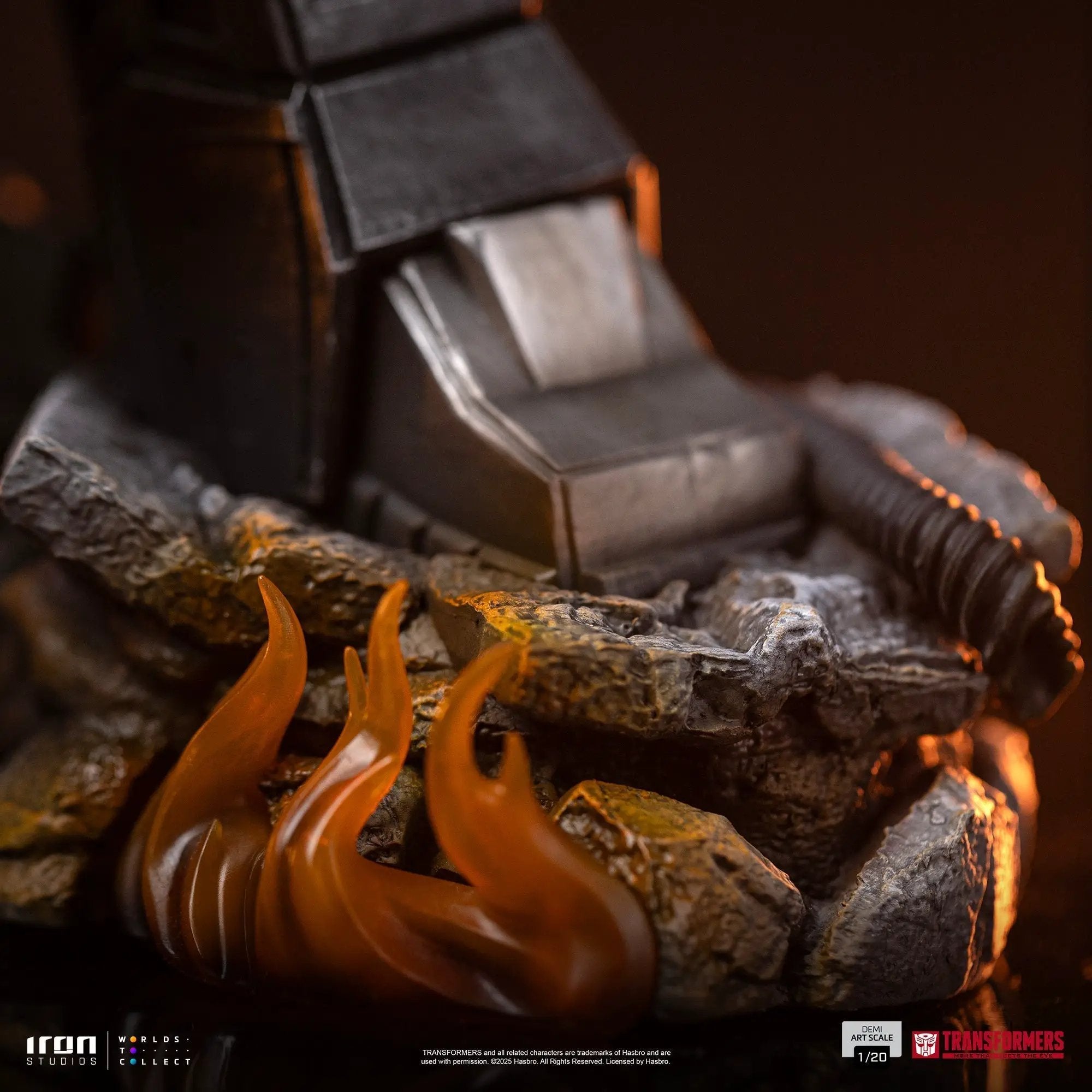 Statue Megatron - Transformers - Demi Scale 1/20 - Iron Studios