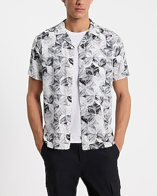 Express Men's Abstract Watercolor Rayon Short Sleeve Shirt in Pale Gray