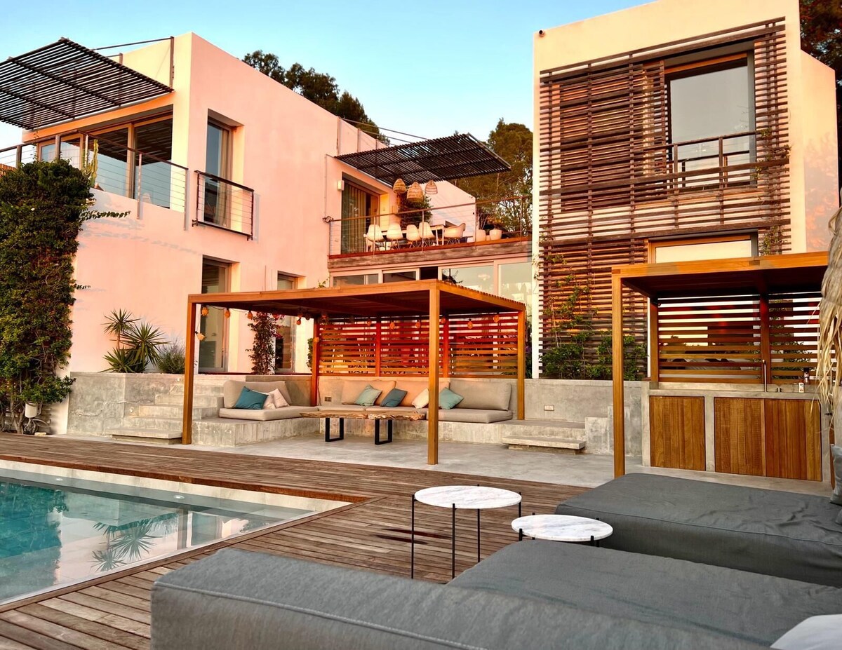 Beach House Style Modern Ibiza Villa in Sant Josep de sa Talaia
