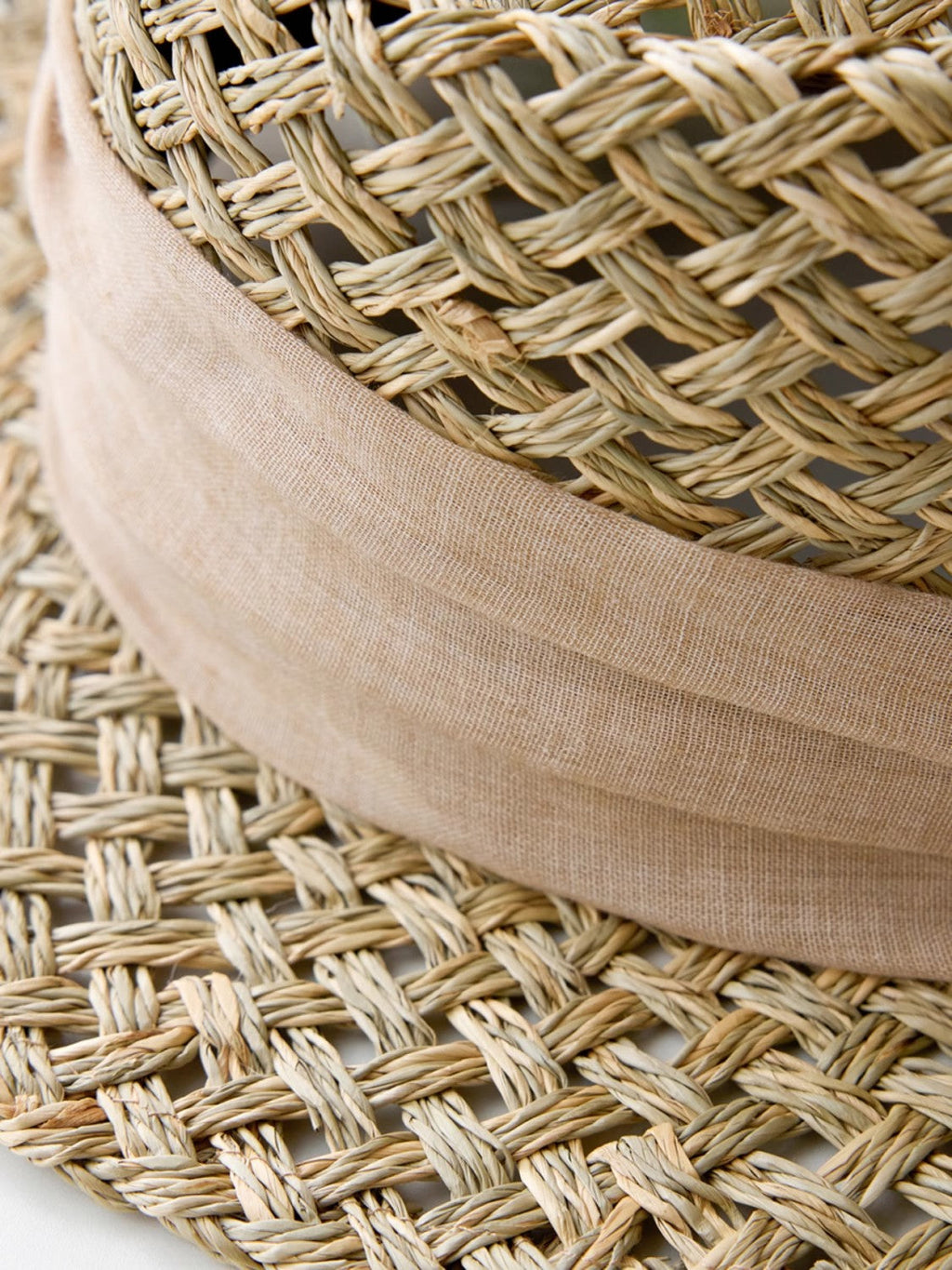 Casual Beach Hat French retro all-match salty grass woven concave top sun hat for summer