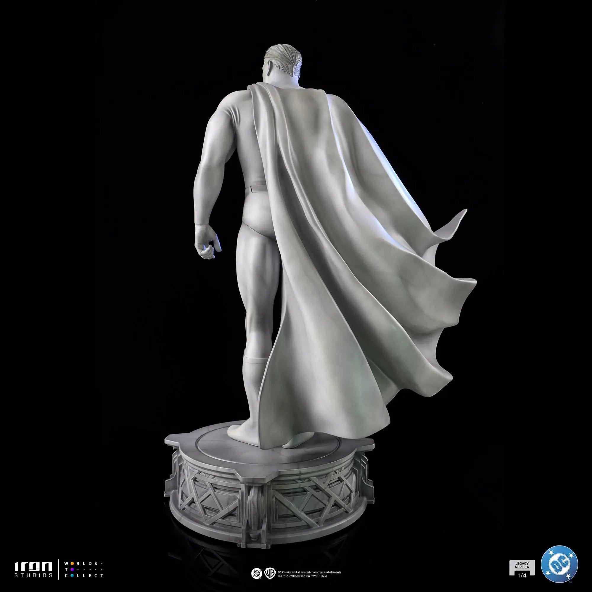 Statue Superman (Marble Version) - DC Trinity - Legacy Replica 1/4 - Iron Studios