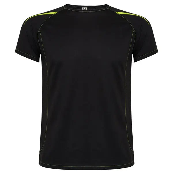 Camiseta técnica en tejido punto liso, de manga corta ranglán, con costuras en contraste en bocamangas, bajo, cuello y laterales Vetonek