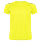 Camiseta técnica en tejido punto liso, de manga corta ranglán, con costuras en contraste en bocamangas, bajo, cuello y laterales Vetonek