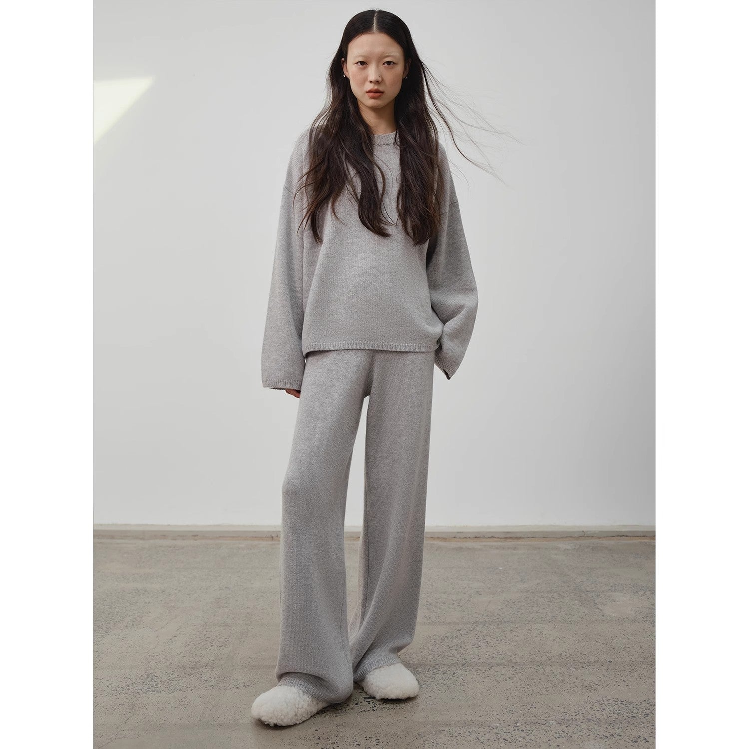 A Taste of the Wilderness Slim-fitting wool knitted casual pants for women, straight-leg pants with a lazy feel