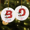 Ornamento de cerámica con iniciales de Papá Noel personalizado con nombre y año Decoración del hogar Regalo de Navidad para un amigo de la familia