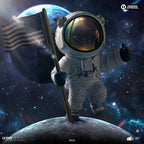 Statue Apollo 11 Astronaut - NASA - MiniCo - Iron Studios