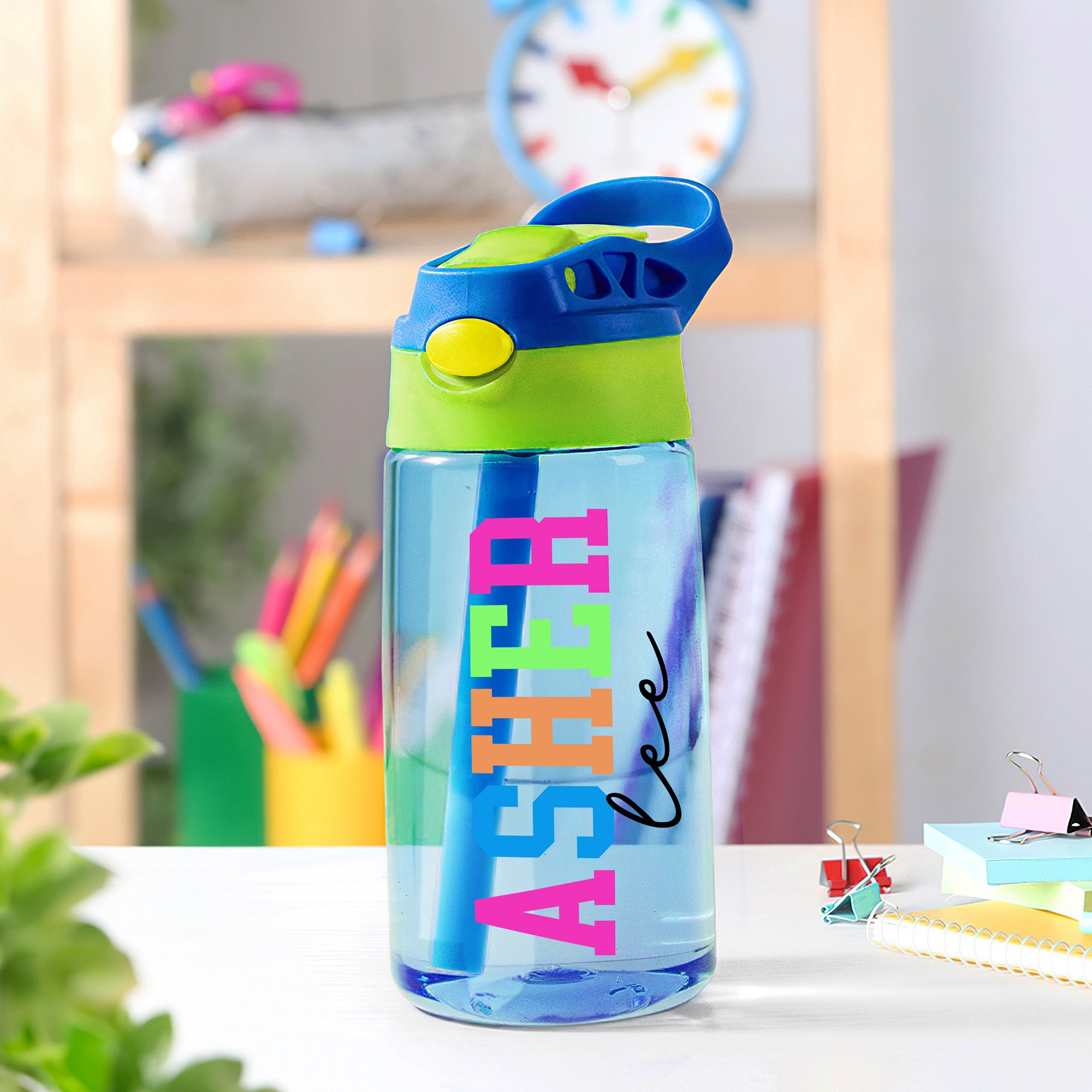 Botella de agua con pajita de silicona y tapa a prueba de derrames para niños Regalo de cumpleaños de vuelta al cole para niños y niñas
