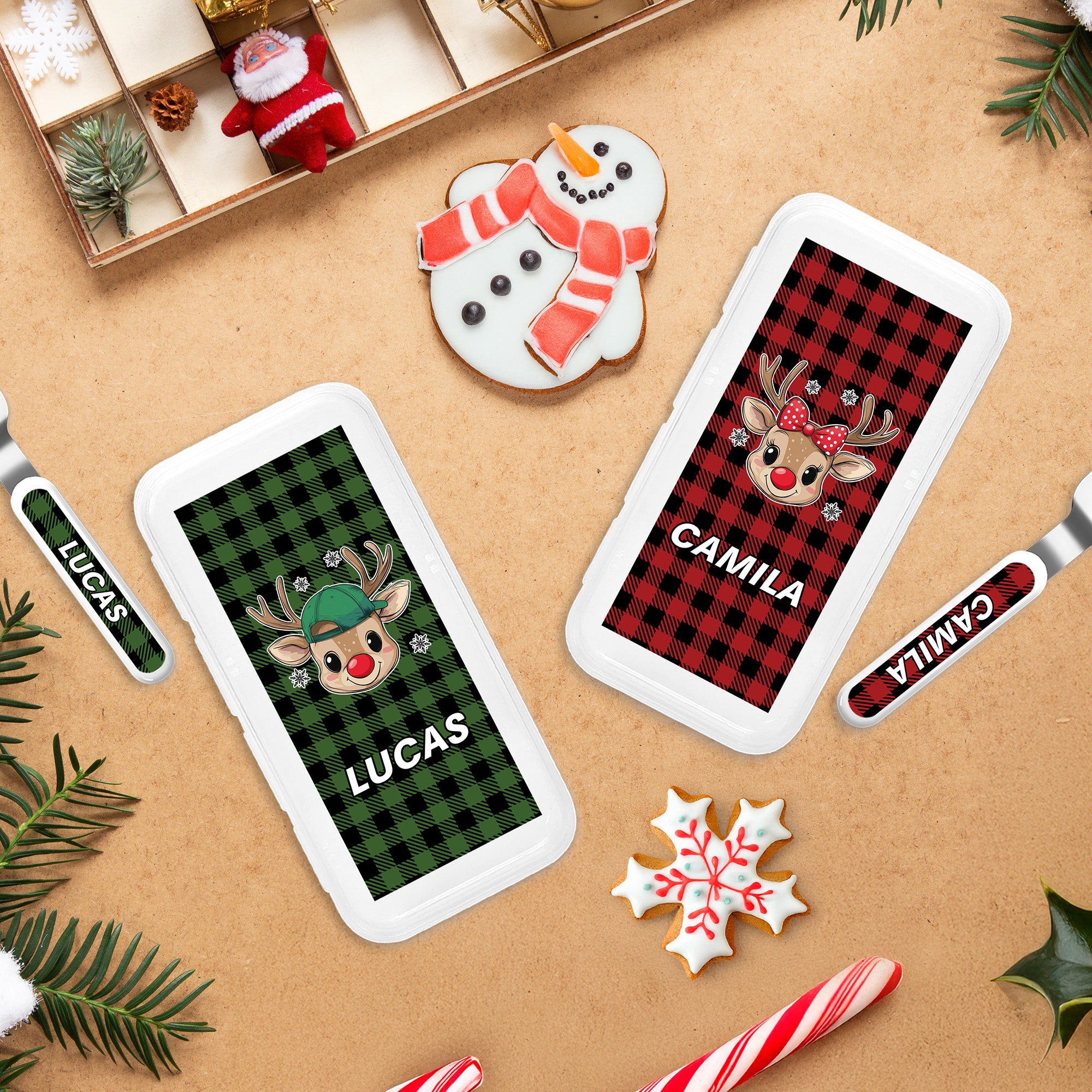 Reno de dibujos animados personalizado Copo de nieve A cuadros Niño Tenedor de acero inoxidable Cuchara Cuchillo Juego de cubiertos de 3 piezas con nombre y estuche Regalo de Navidad para niños Niñas