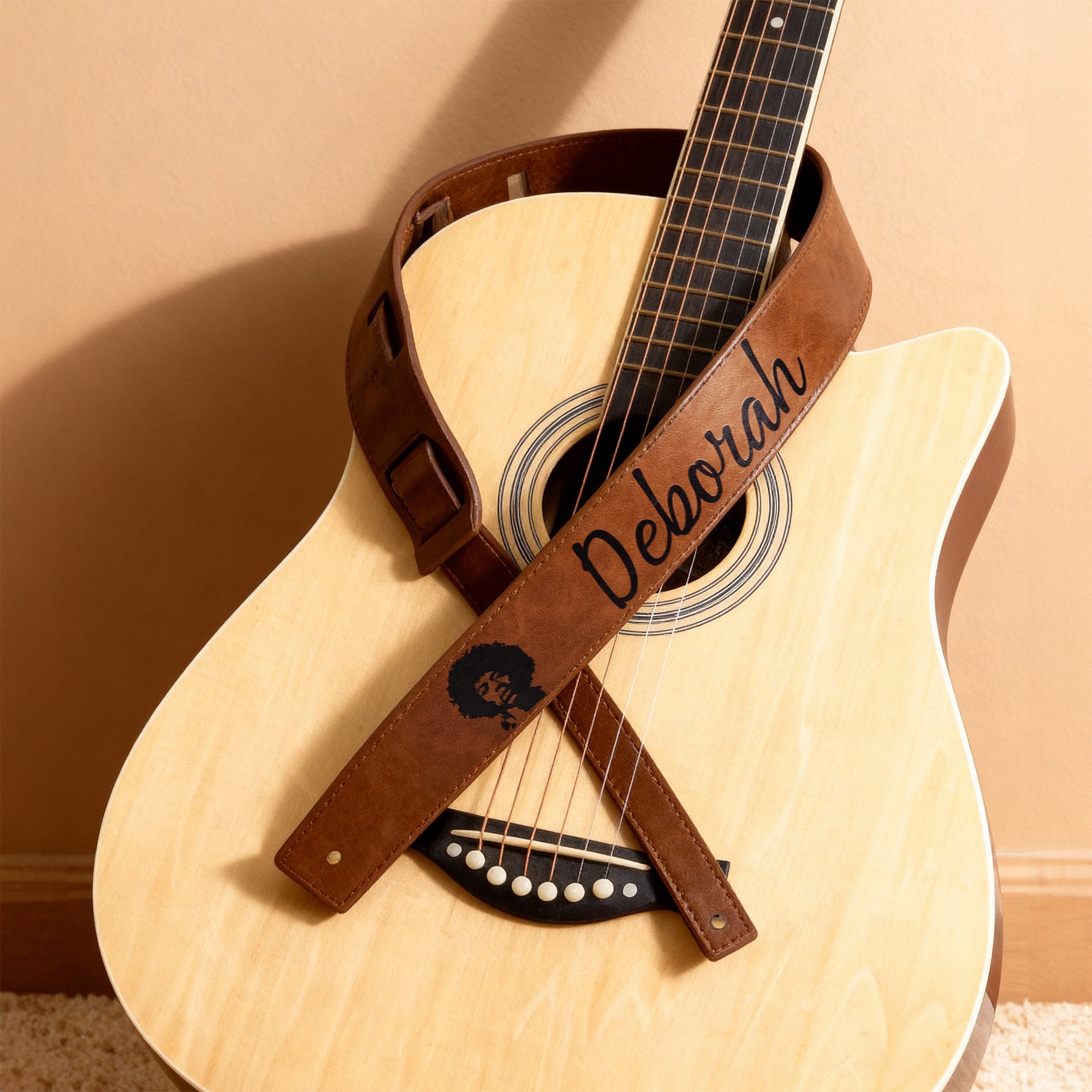 Personalizado Guitar Elementos PU Cuero Guitarra Bandolera con Nombre Aniversario Cumpleaños Regalo para Guitarristas Amantes