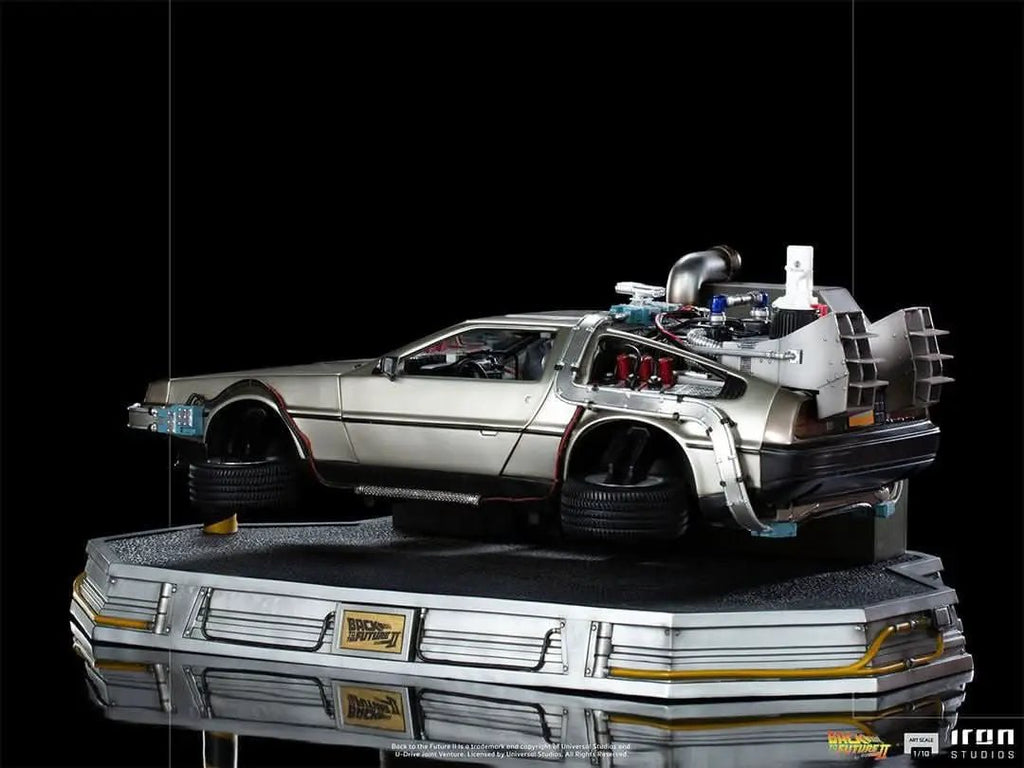 Statue Delorean - Back to the Future II - Art Scale 1/10 - Iron Studios