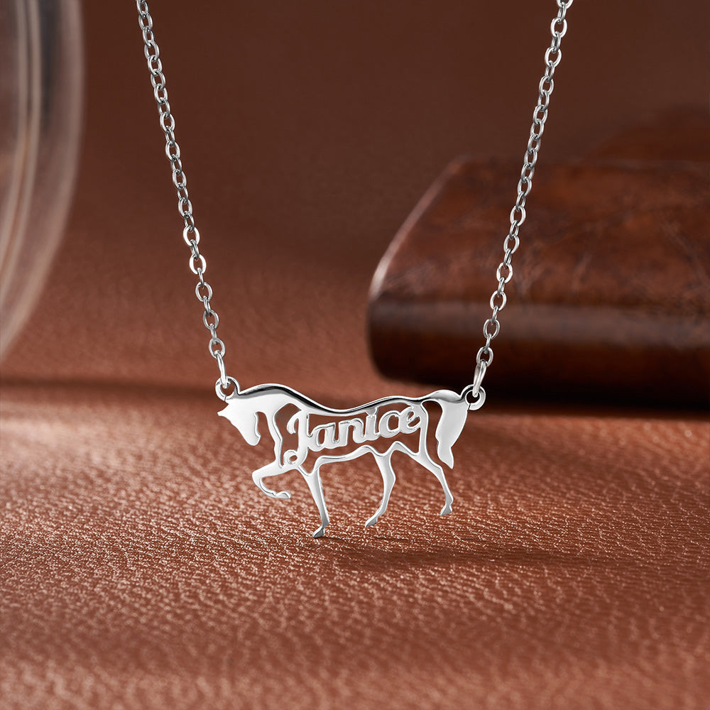 Collar personalizado con nombre en forma de caballo Joyería delicada Regalo de cumpleaños del Día de la Madre para mujeres amantes de la hípica