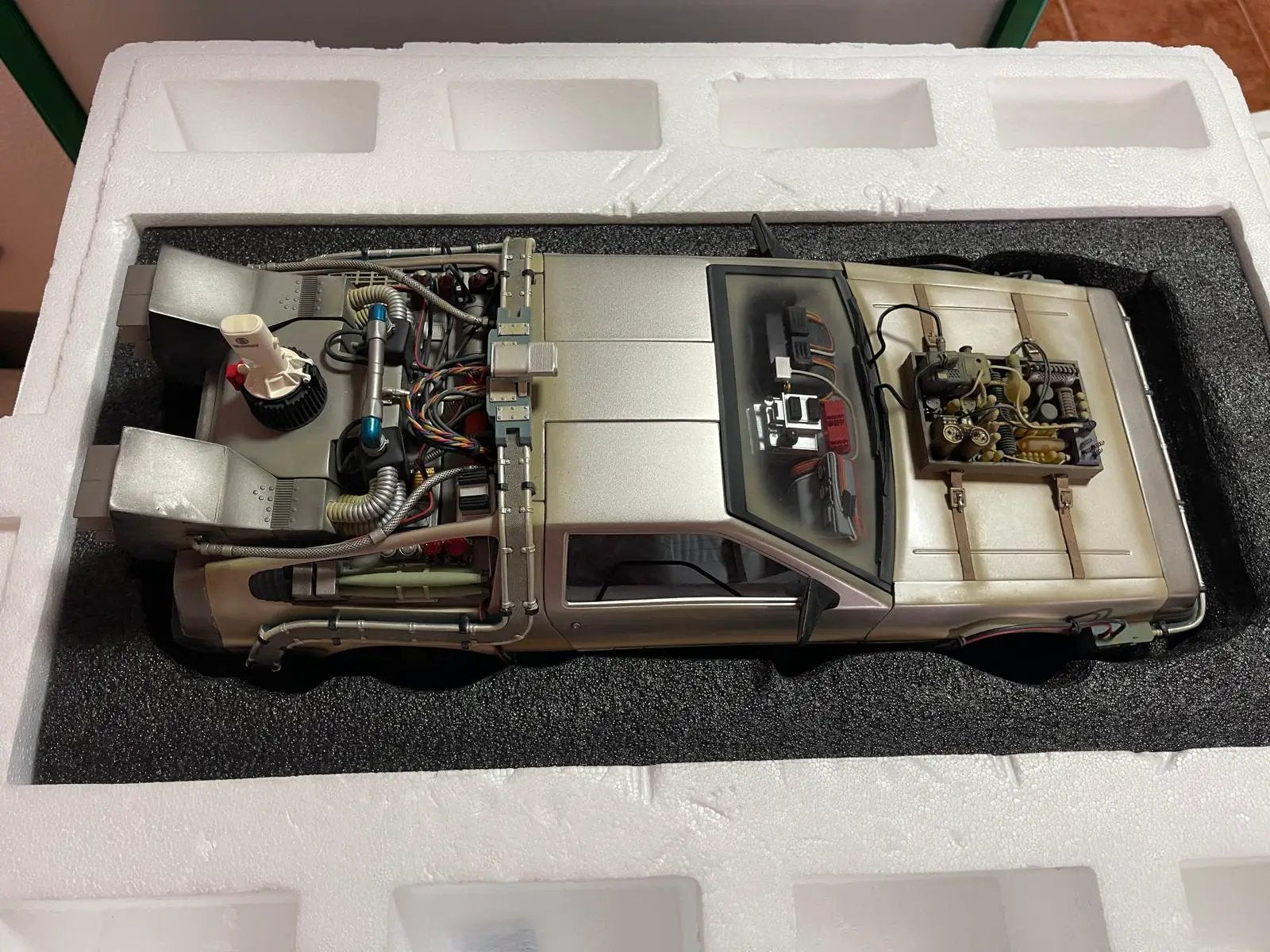 Regreso al Futuro III Estatuas 1/10 Art Scale Delorean Full Set Deluxe 57 cm