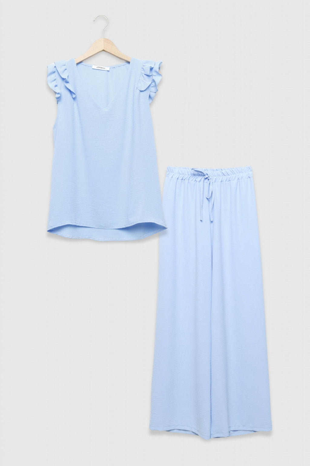 CONJUNTO  TRIANA
