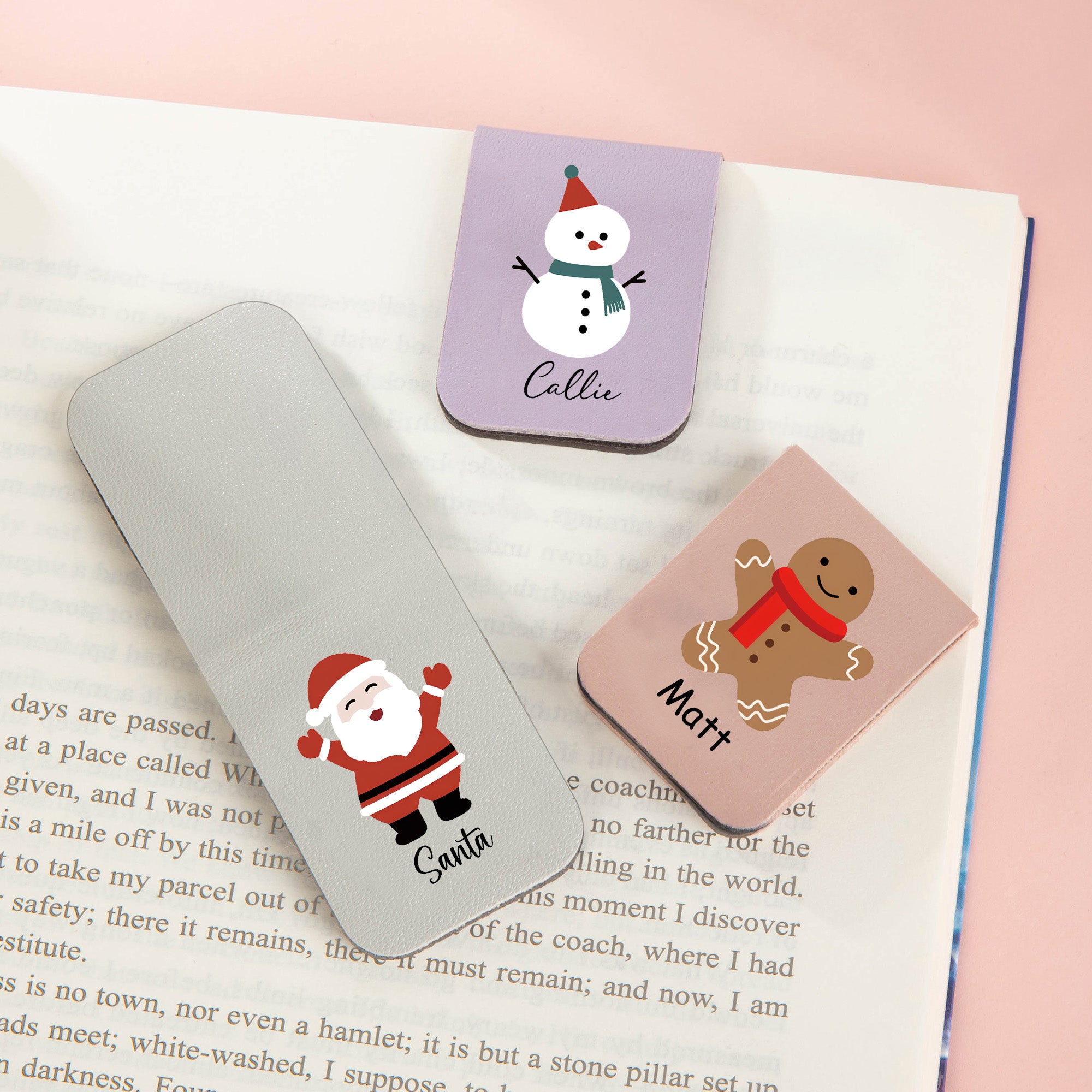 Personalizado Multicolor Lindo Santa Claus Patrón magnético de cuero de la PU Marcapáginas con nombre Regalo de Navidad para los ratones de biblioteca amantes de la lectura