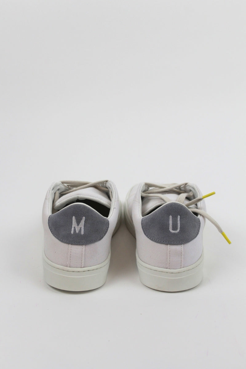Barefoot MU-01