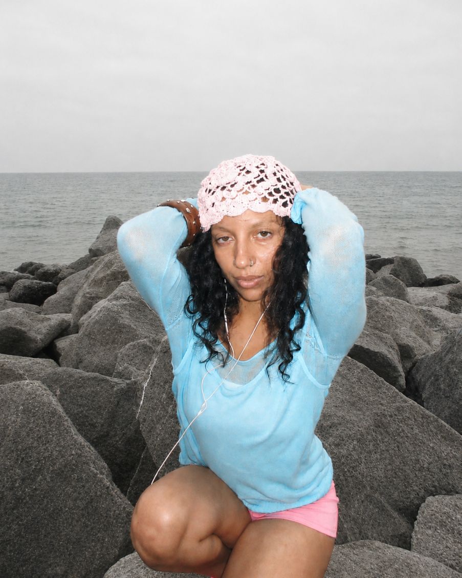 ROSE CROCHET HAT